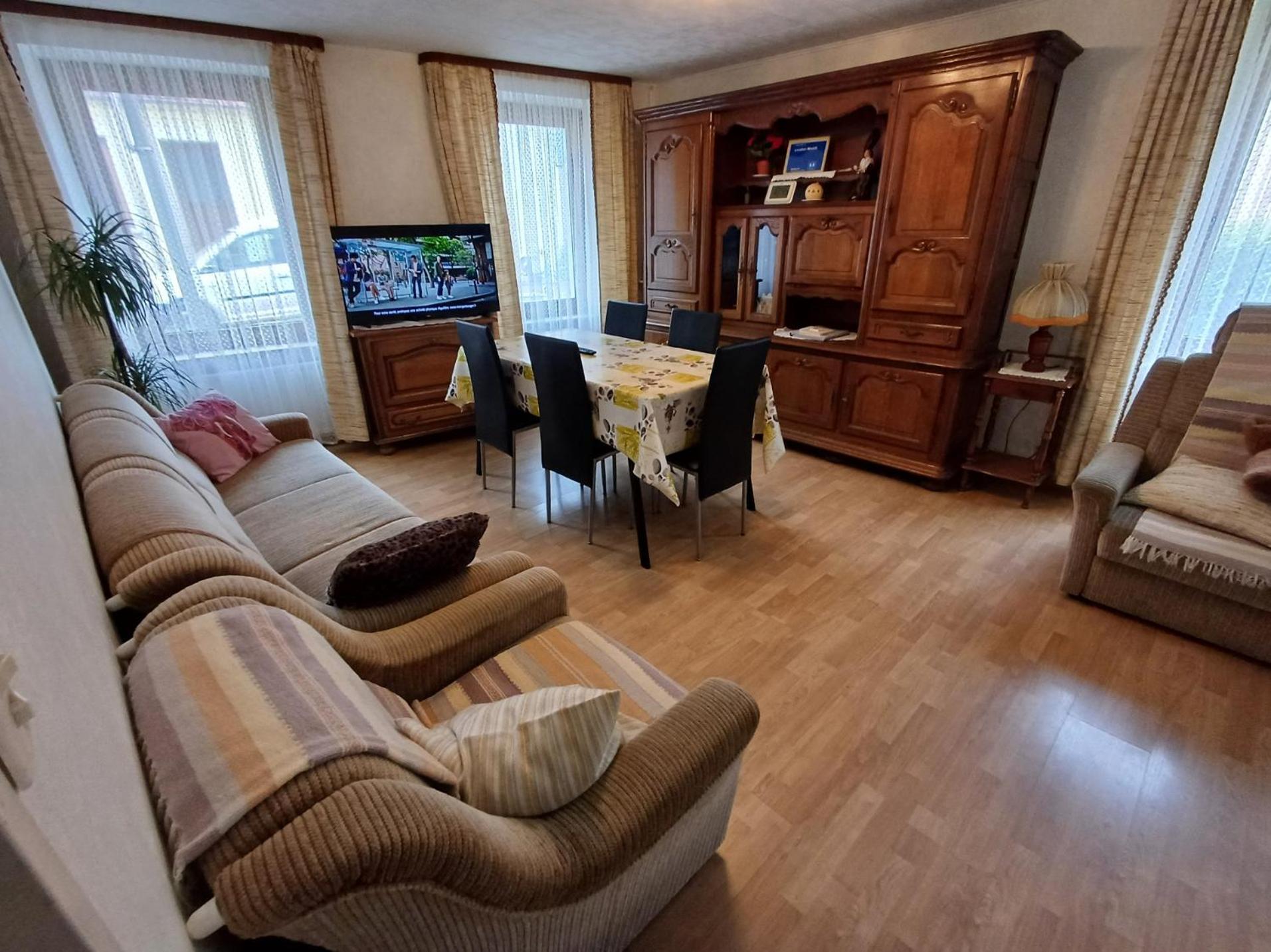 Apartamento Location-Meublé Issenheim Exterior foto
